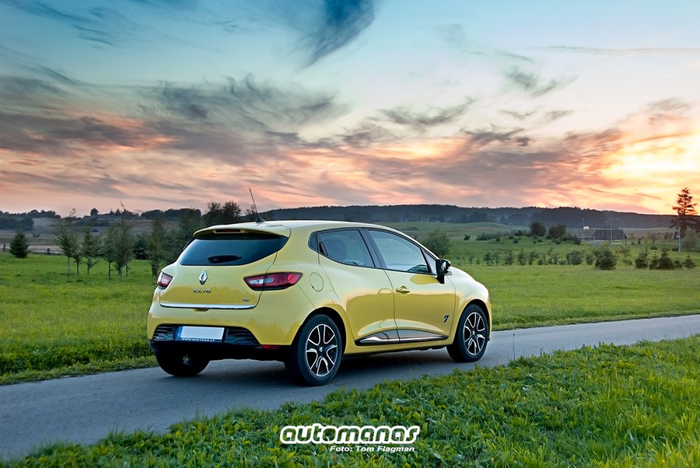 Renault_Clio_Automanas_01