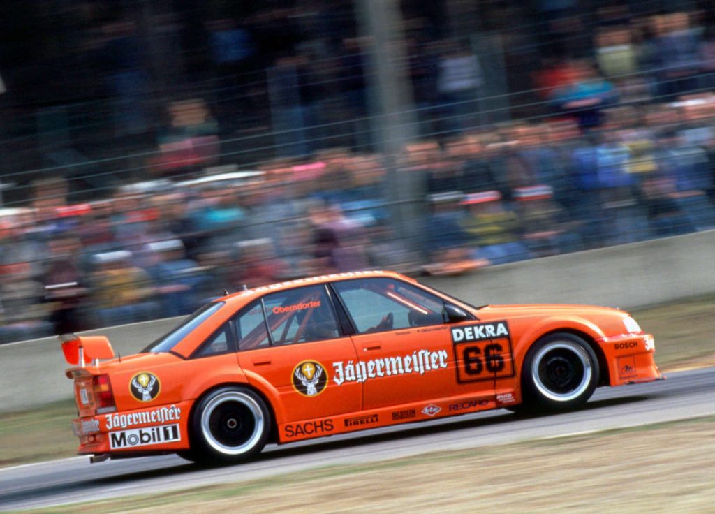 Opel Omega 3000 24V DTM