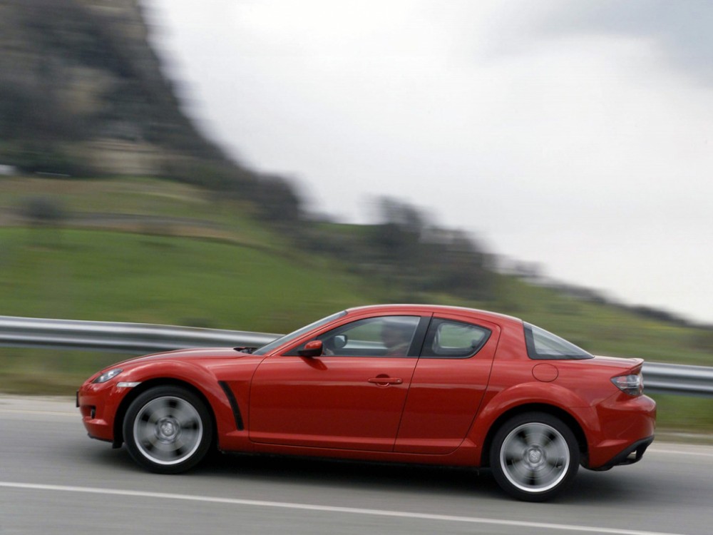 Mazda RX-8 (1)