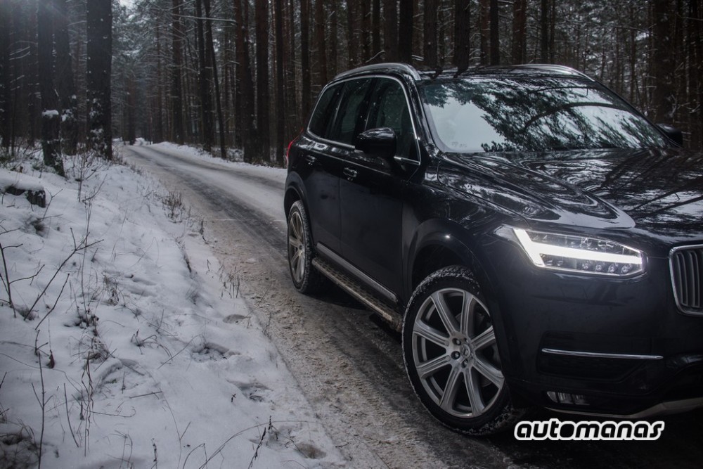 Volvo XC90 (3)