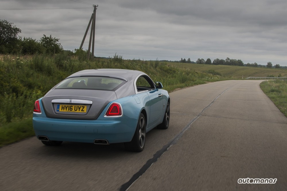 Rolls-Royce Wraith kupė apžvalga