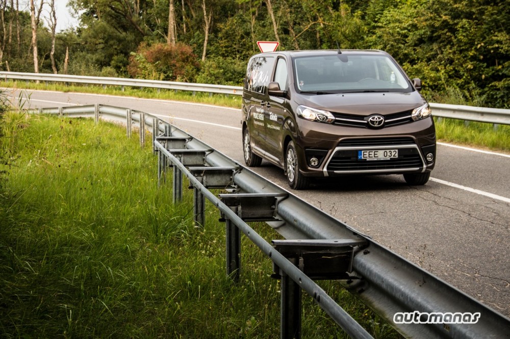 Toyota ProAce Verso (10)