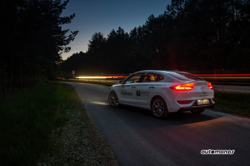 Hyundai i30 Fastback (25)