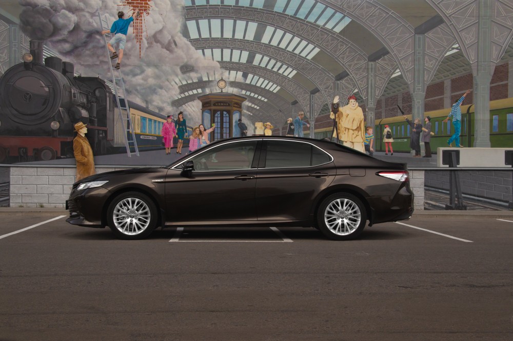 Hibridinio Toyota Camry testas