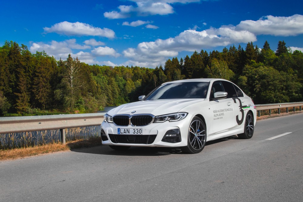 Naujos kartos BMW 3 serija