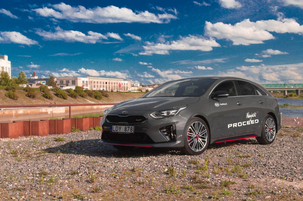 Kia ProCeed universalas