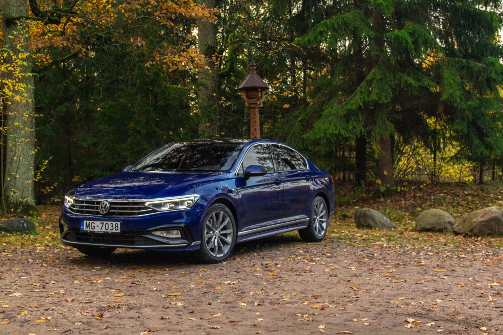 Atnaujinto Volkswagen Passat testas