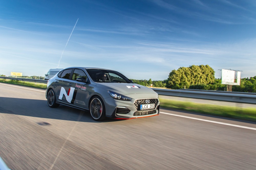 Hyundai i30 Fastback N testas