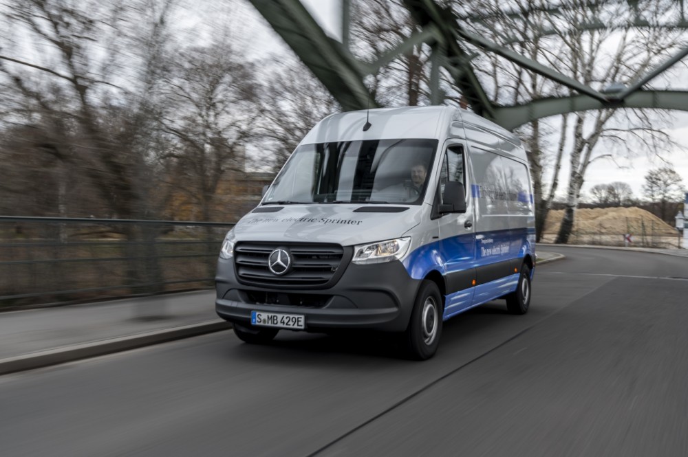 Elektrinis Mercedes-Benz eSprinter furgonas