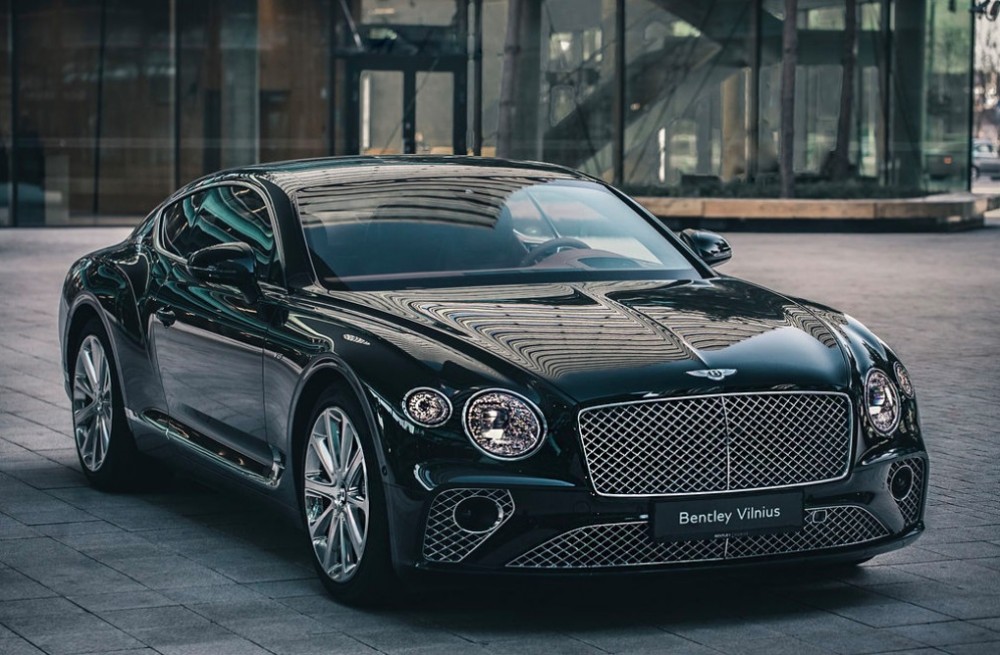 Vilniuje viešintis Bentley Continental GT V8