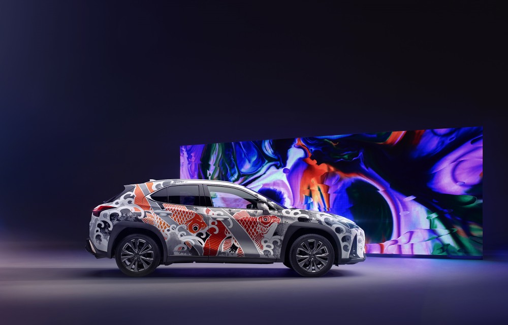 Tatuiruotas Lexus UX visureigis