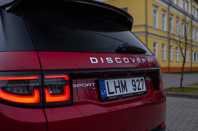 Atnaujintas Land Rover Discovery Sport