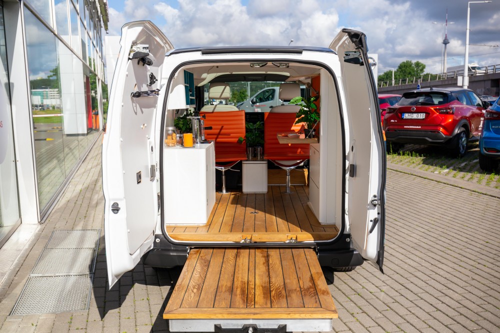 Nissan e-NV200 WORKSPACe