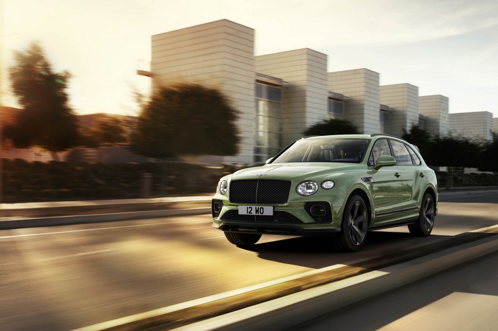 Atnaujintas Bentley Bentayga visureigis