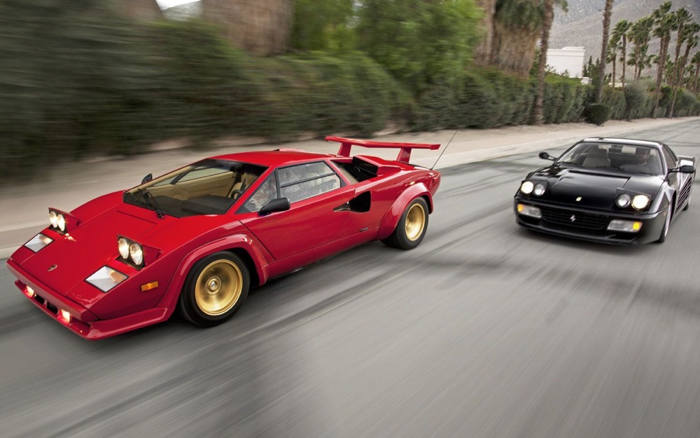 Ferrari Testarossa ir Lamborghini Countach