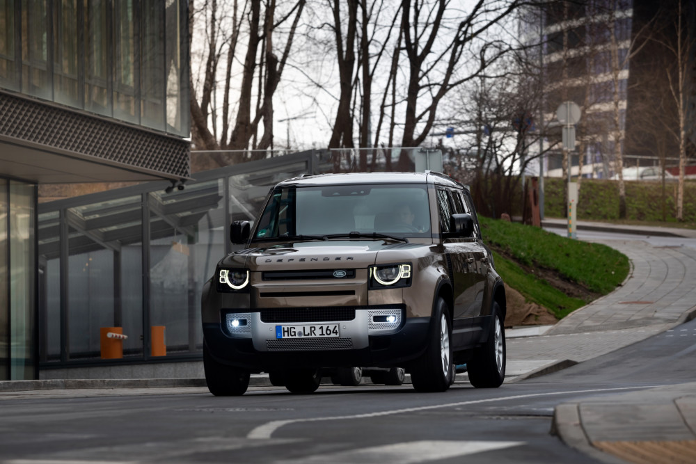 Land Rover Defender