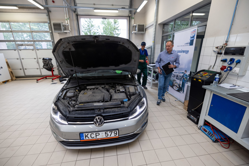 Susumavus taškus, gautus už kiekvienos užduoties atlikimą, paaiškėjo, kad į „Geriausio jaunojo automechaniko“ konkurso superfinalą „Young Car Mechanic“ Lenkijoje, kur atstovaus Lietuvai, keliaus vienas, daugiausiai taškų surinkęs ir pirmąją vietą užėmęs, mokinys.