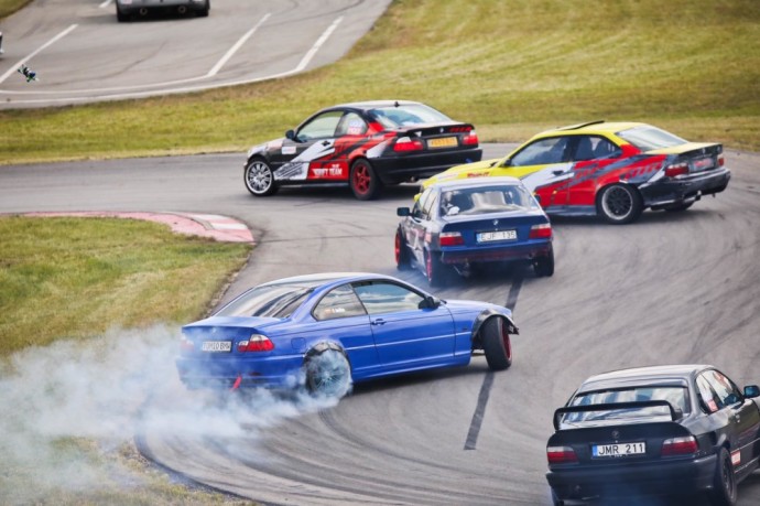 Drift Matsuri“ – tai gilias japoniškas šaknis turinti šonaslydžio šventė