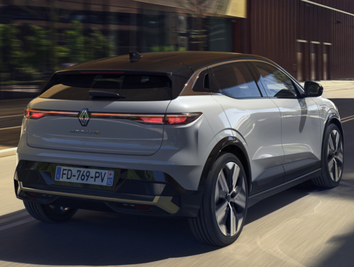 „Renault“ paskelbė kiek <a href='https://www.tv3.lt/rubrika/naujienos/lietuva' target='_blank' class='phrase'>Lietuvoje</a> kainuos elektrinis „Megane E-Tech“