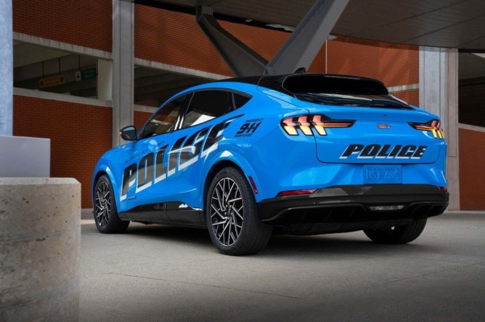 Niujorko policijos automobilių parke – elektriniai „Ford Mustang Mach-E“ automobiliai