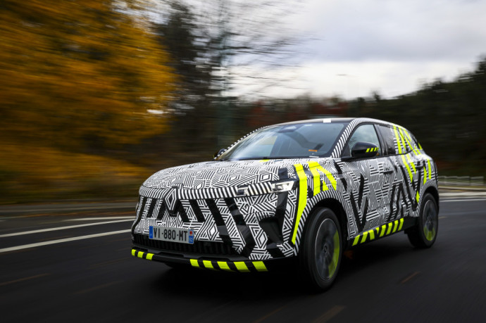 „Renault Kadjar“ pakeisiantis „Austral“ įžengė į paskutinį kūrimo etapą