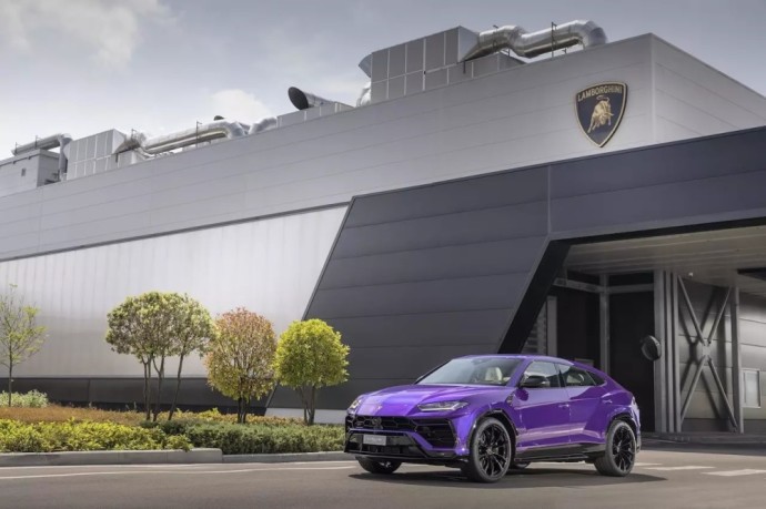 „Lamborghini Urus“ populiarumo įrodymas: pardavė jau 20 tūkst. „Urus“ vienetų