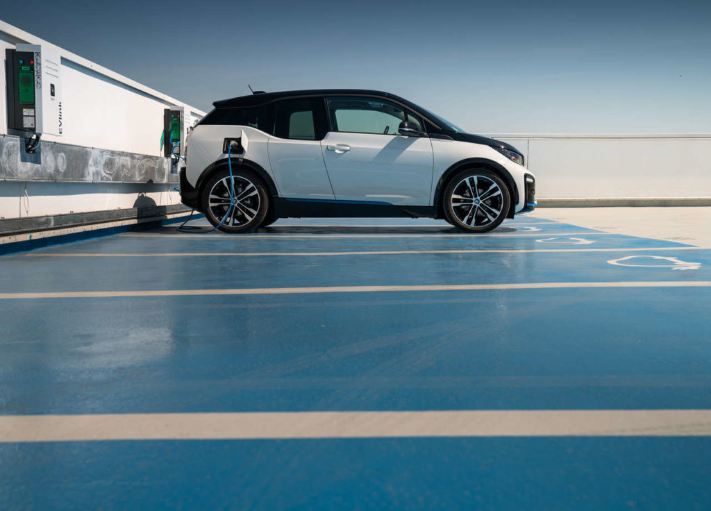 BMW i3s