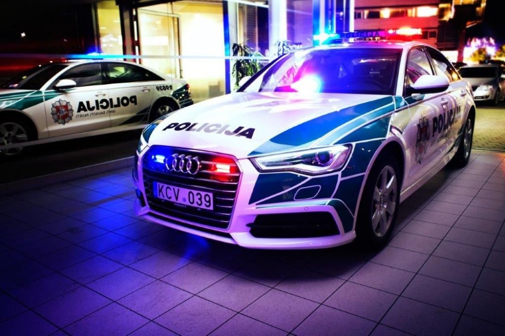 Lietuvos policijos automobilis – Audi A6